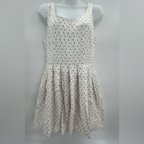 Jack Wills Women's Cream and Navy Dress - Size 6 - Picture 2 of 7